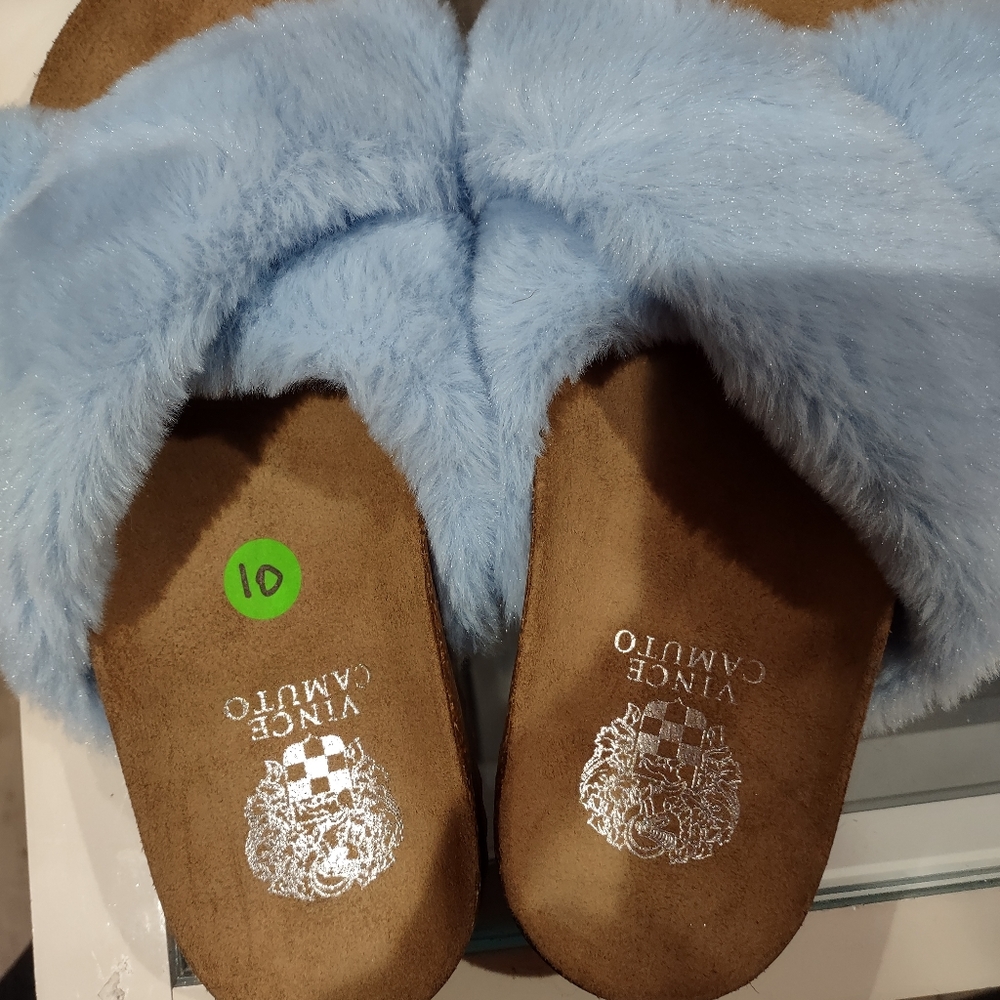 Vince camuto s